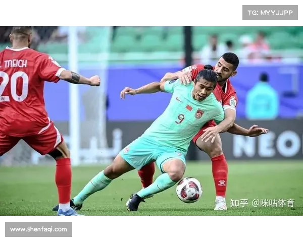 国足与卡塔尔历次对决回顾：从初识到较量，亚洲赛场上的恩怨情仇